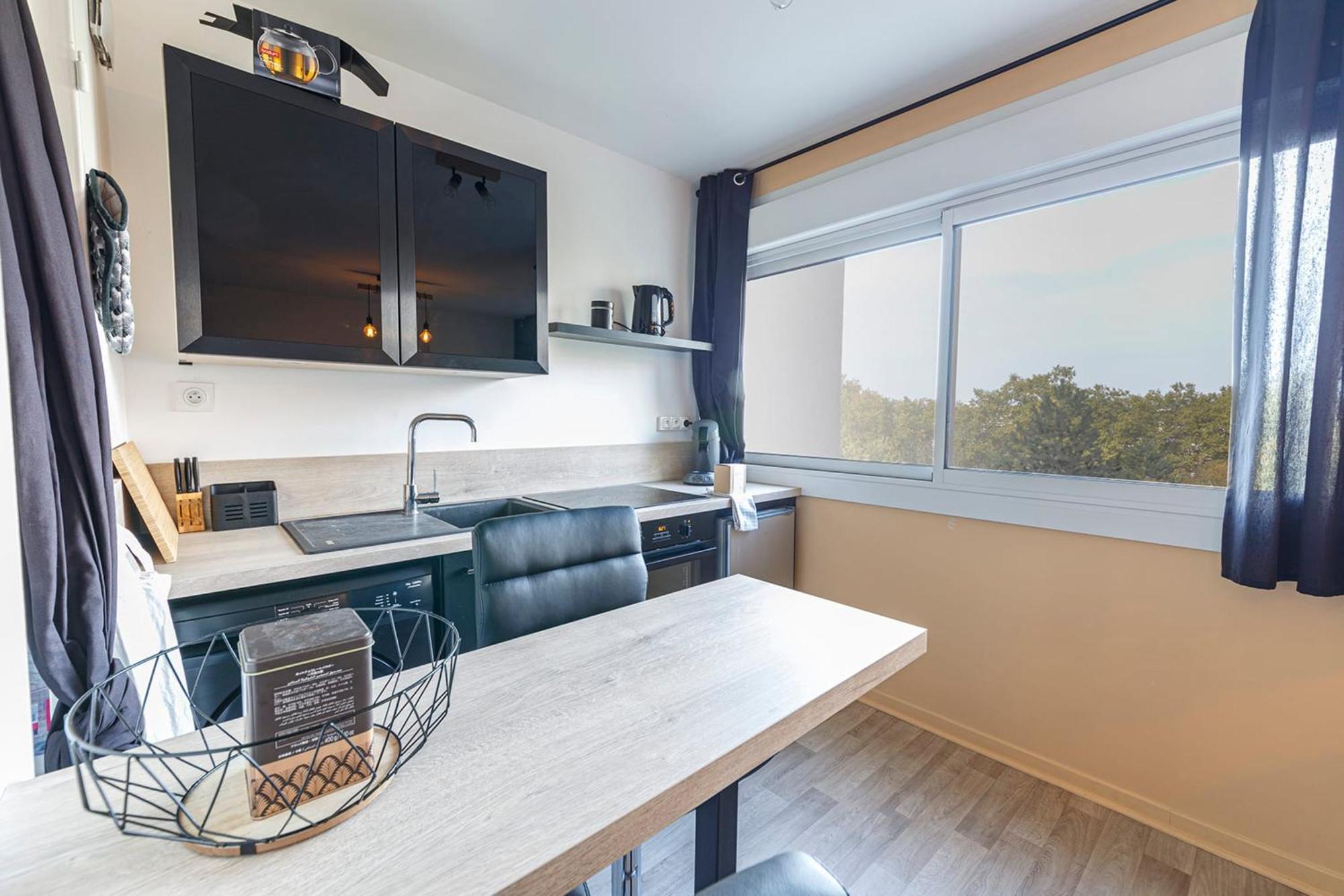 L'Oriole Wifi Parking Apartment Angers Exterior photo